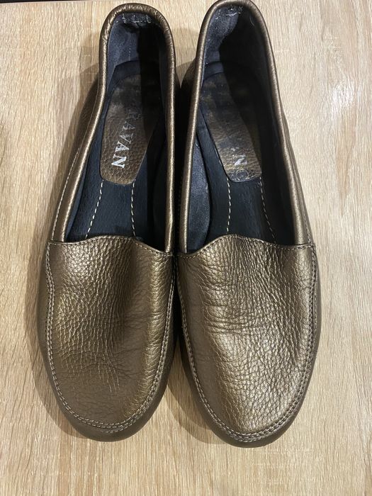 Сандалі бронзові шкіряні