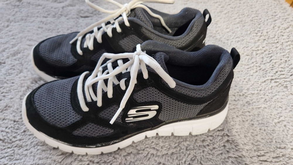 Meskie sneakersy Skechers rozm. 42