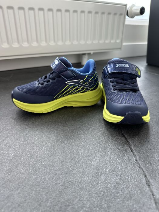 Кросівки Joma 27 розмір