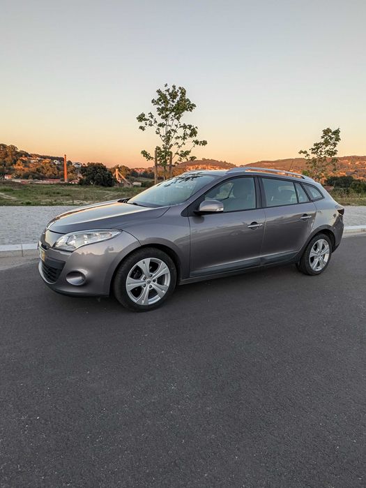 Renault Megane 3 - Break 1.5DCI 110CV (CAIXA DE 6) - Revisão feita, pintura e interiores em boa estado