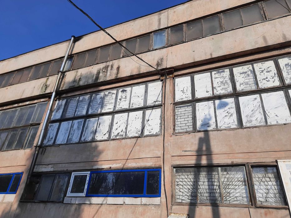 Продам 4х этажное здание  ул. Днепросталевская. Левый берег