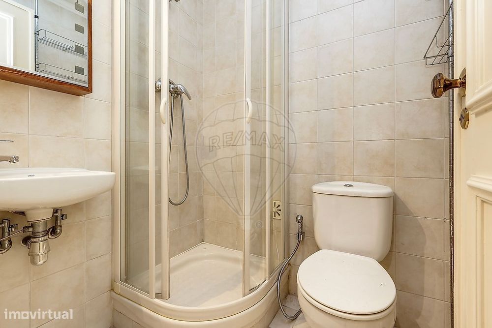Apartamento T4 para arrendamento
