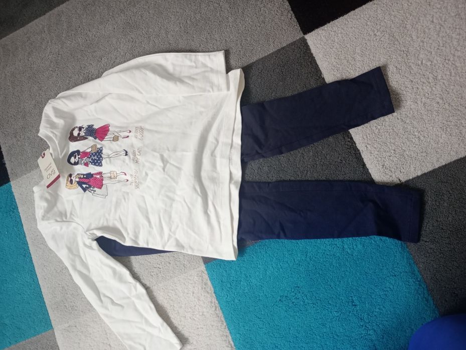 Komplet bluza i legginsy