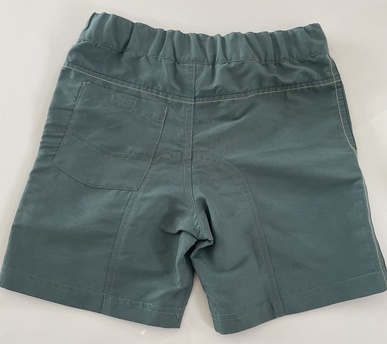 Calções menino 8 anos