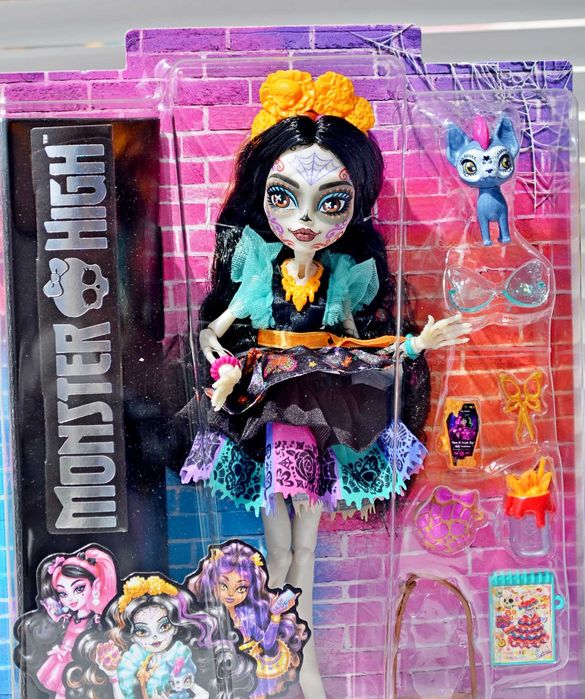 Лялька Monster High Skelita Calaveras Монстер Хай Скеліта Калаверас з вихованцем Кукла Скелита  с питомцем