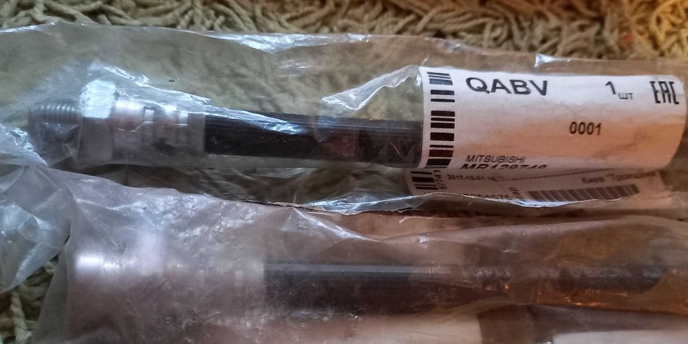 Гальмівний (тормозной) передн.шланг Pajero2 (Паджеро2) компл. на 1 бік