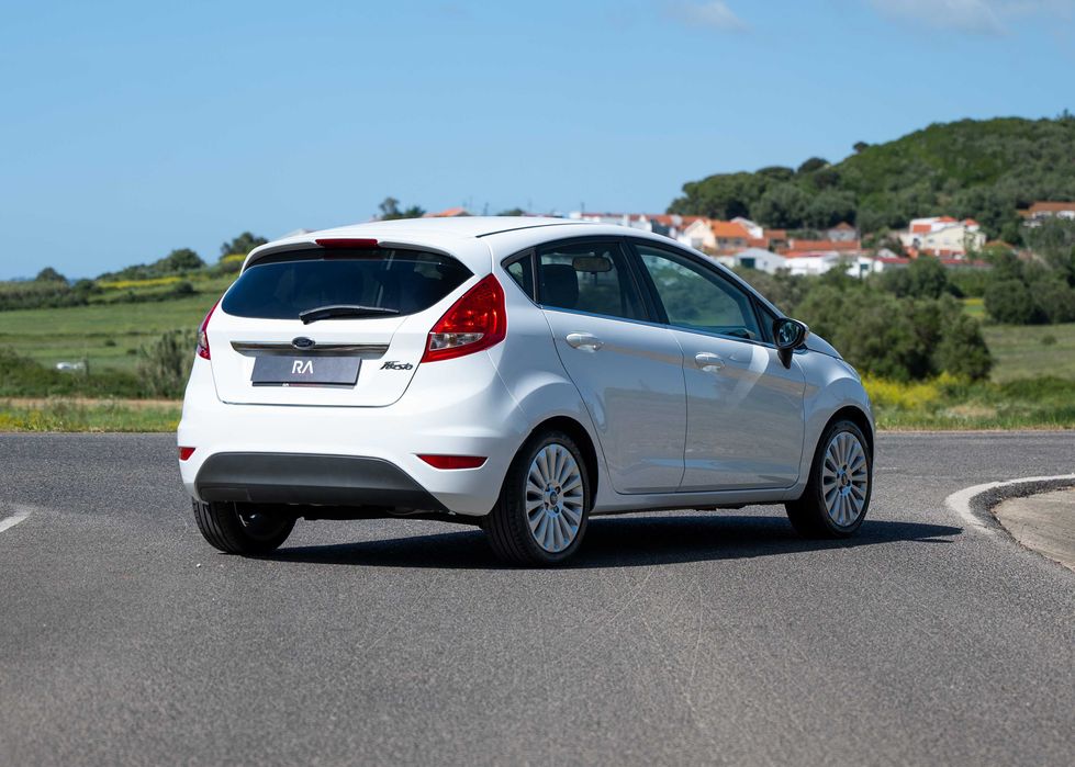 Ford Fiesta 1.25 Titanium || Nacional // GARANTIA - 115 000 km