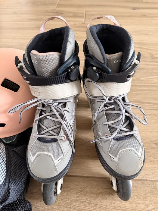 Rolki regulowane 35-38, ochraniacze i kask