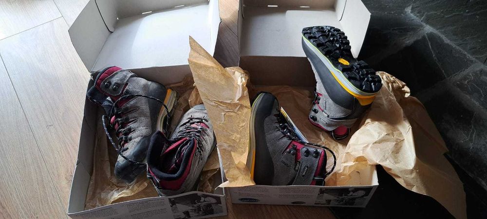 Nowe buty Meindl Air Revolution 4.1 Lady szaro-fioletowy