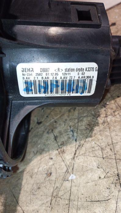 Opel Zafira B wentylator kabiny