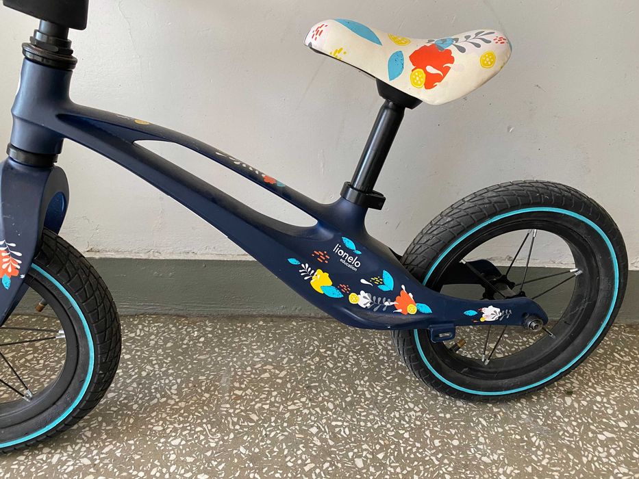 Rowerek biegowy POMPOWANE KOŁA DLA 2 LATKA STOP MAGNEZU Lionelo Bart 12''