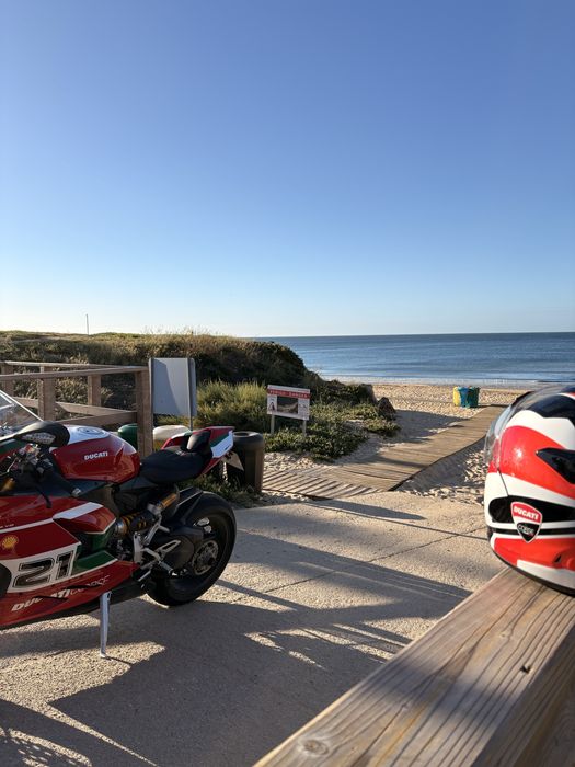 Ducati Panigale V2 Troy Bayliss edição Especial e Numerada