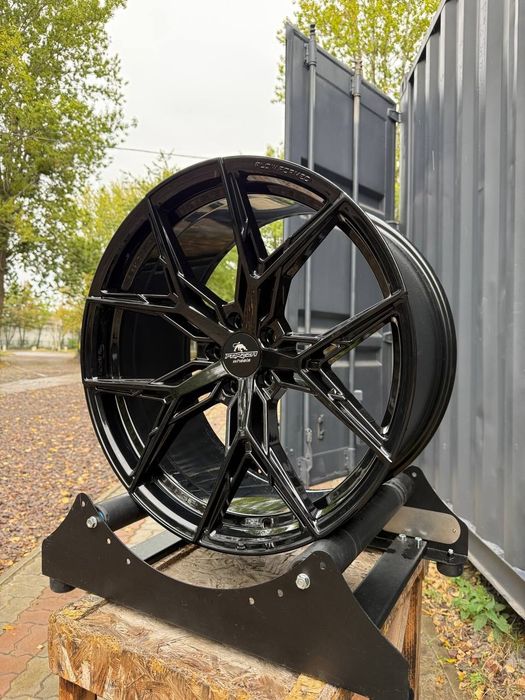 Автомобільні диски R21 5x112 9/10.5J ET25/40 DIA 66.6 Forzza Gravity