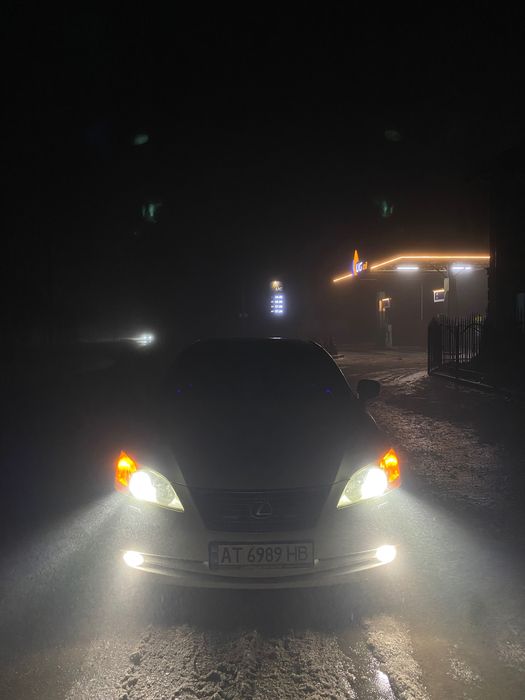 Авто Lexus es350 газ/бензин
