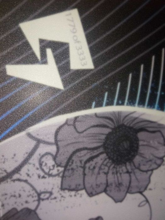 Скляний килим GLSSWRKS Kazemi