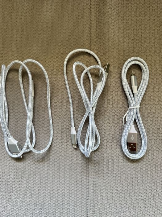 Зарядні кабелі USB-C/Ligtning/,Type-C/Ligtning/
