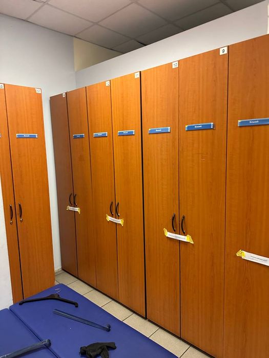 Шафа для одягу/ шкаф для одежды / металический шкаф для одежды