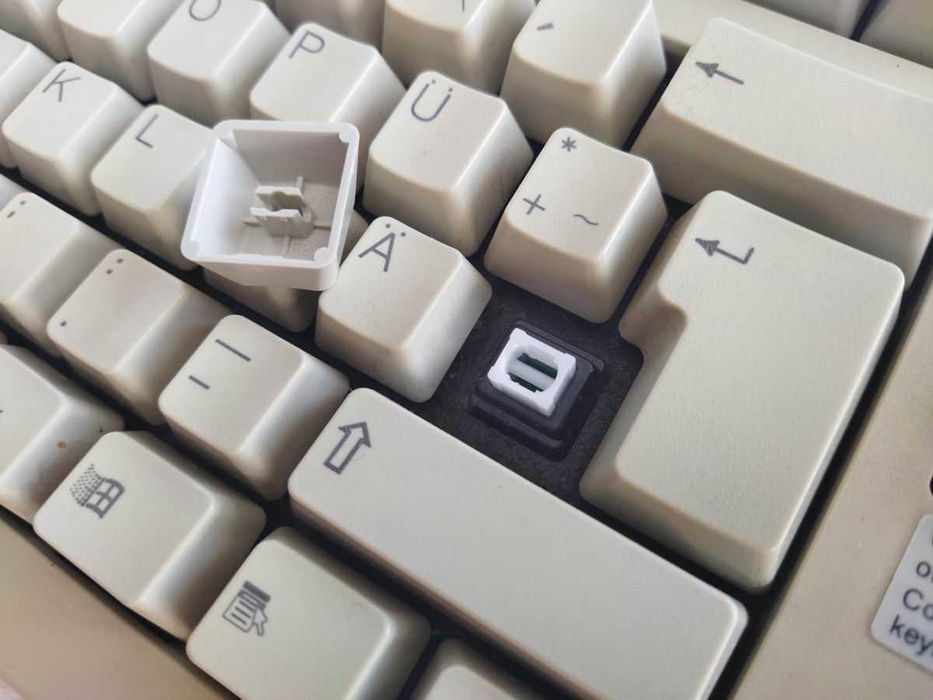 Teclado vintage NMB RT915CTW multimédia (NOVO na Caixa)