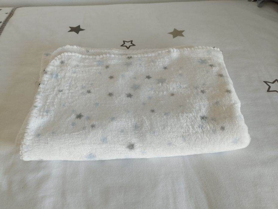 Manta com estrelas para bebé