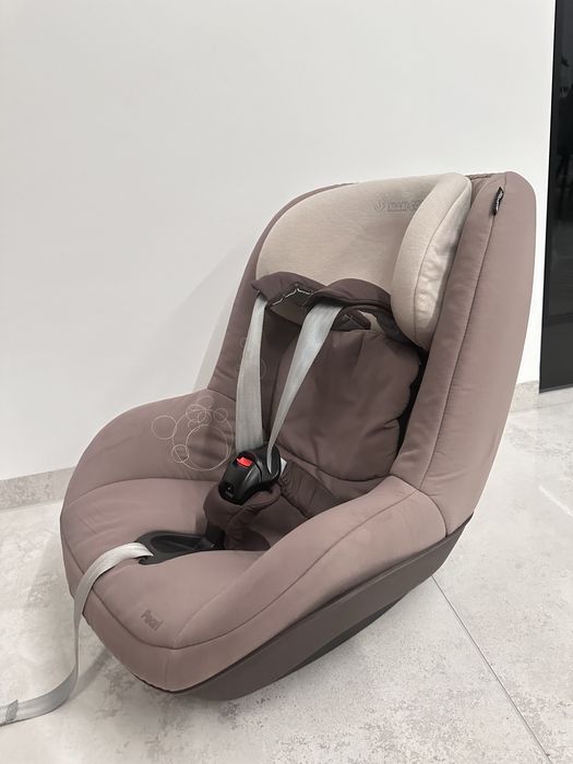 Maxi Cosi baza + foteliki