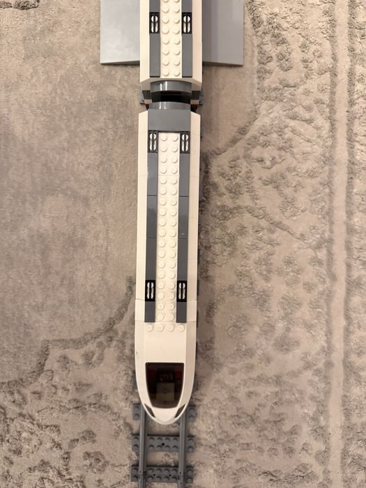 Pociąg Lego City Superszybki