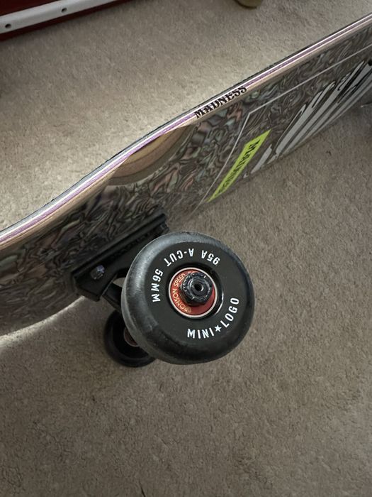 2 skates profissionais 130€