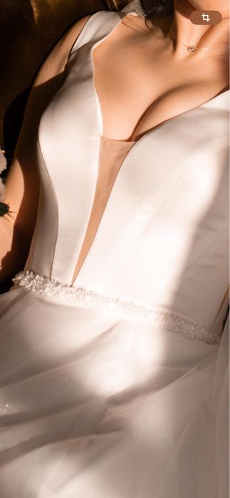 Весільна сукня