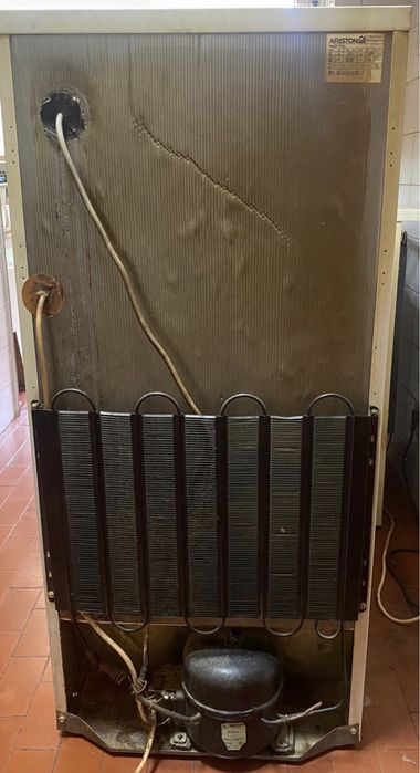 Frigorifico Ariston (1 porta)