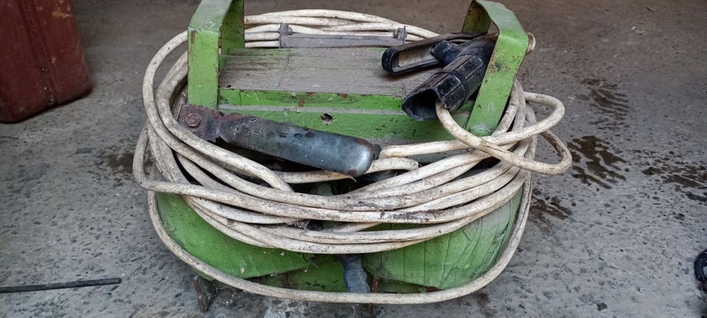 Продам зварювальний апарат