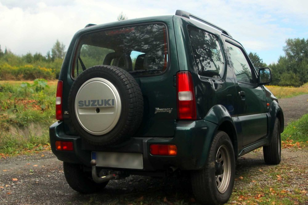 Samochód osobowy Suzuki Jimny: diesel, turbo, 4x4, 2005 r.  172000 km.