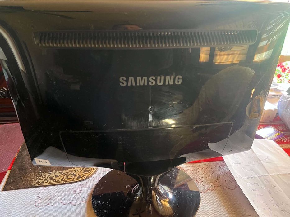 Monitor Samsung Syncmaster T220 + Kable
