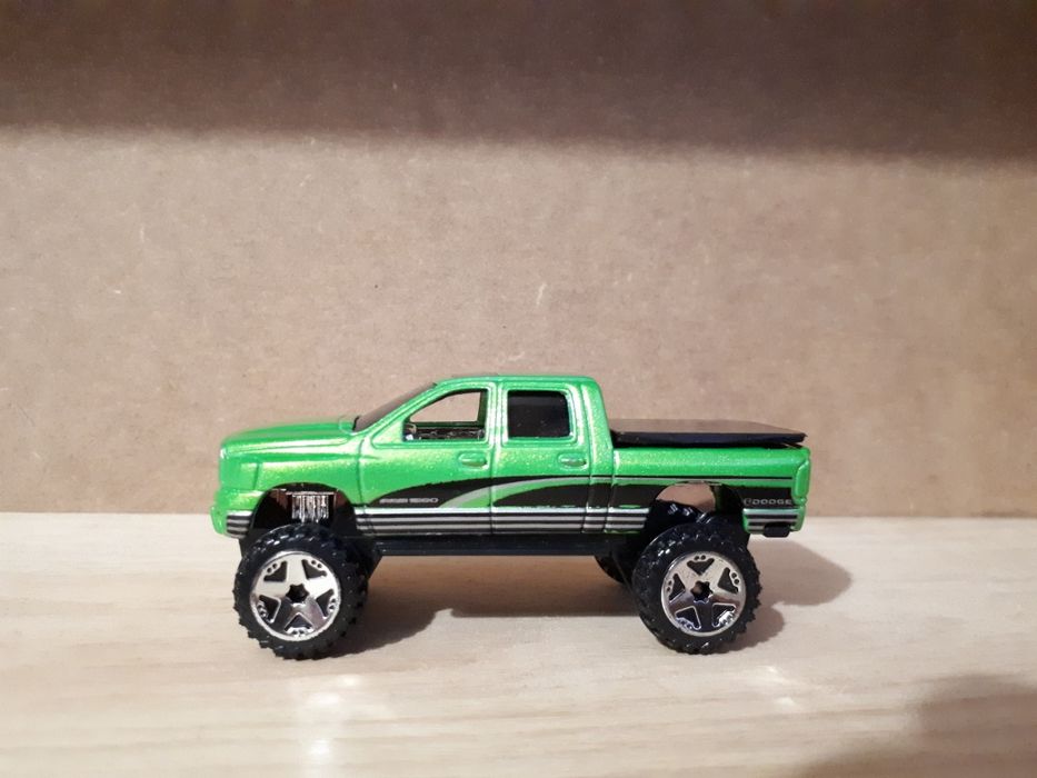 Lote de 5 carros 1/64