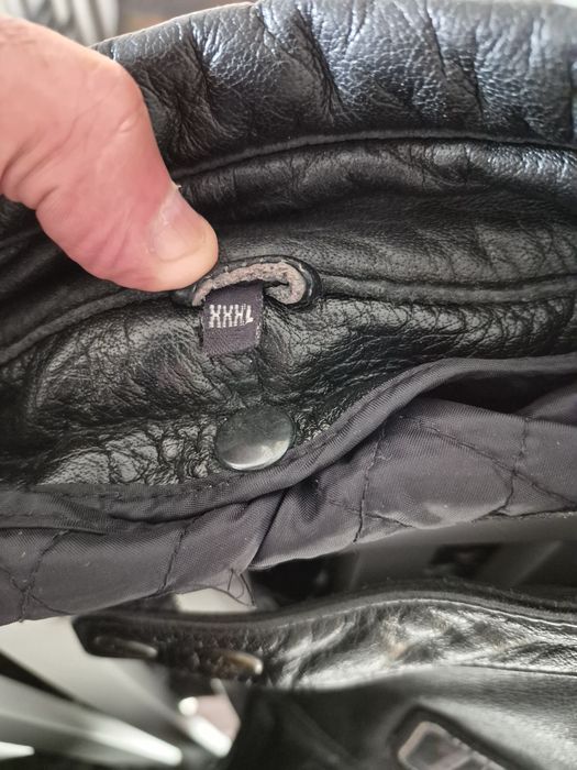 Casaco de moto em pele