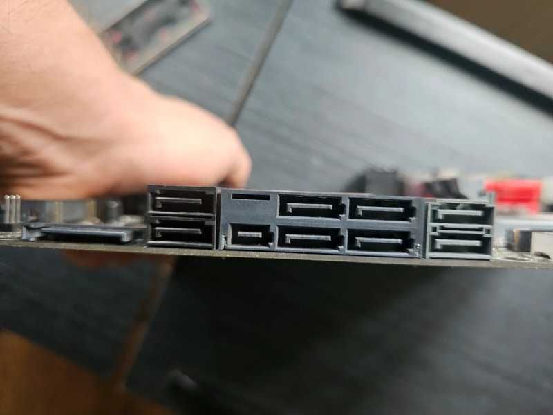 Gigabyte z97x gaming 7 , i7 4790k