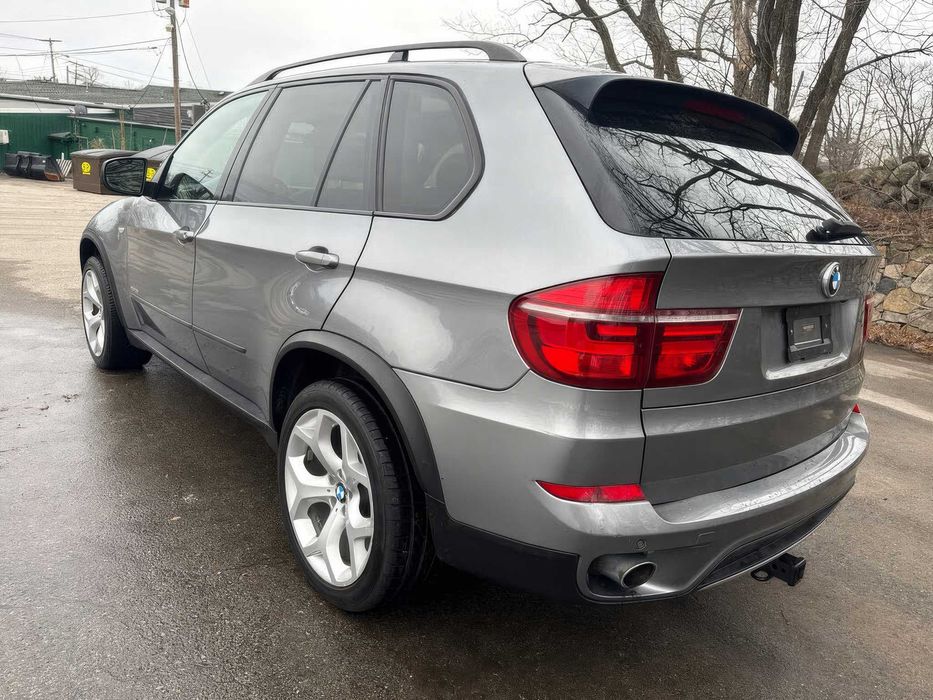 BMW X5 xDrive35i      2013
