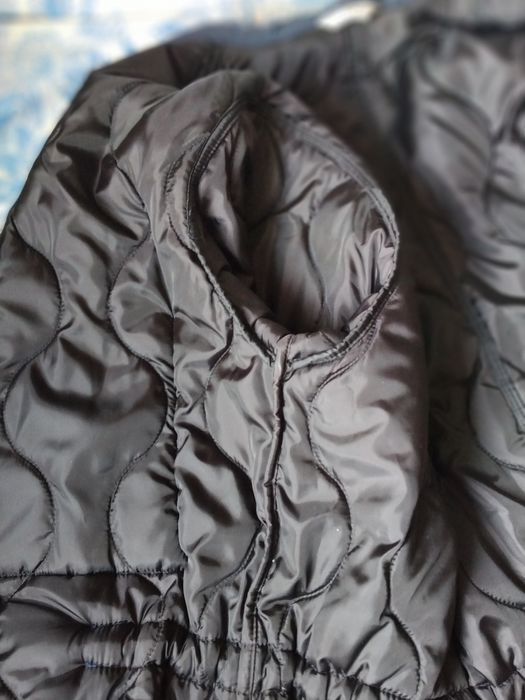 Куртка демісезонна жіноча.