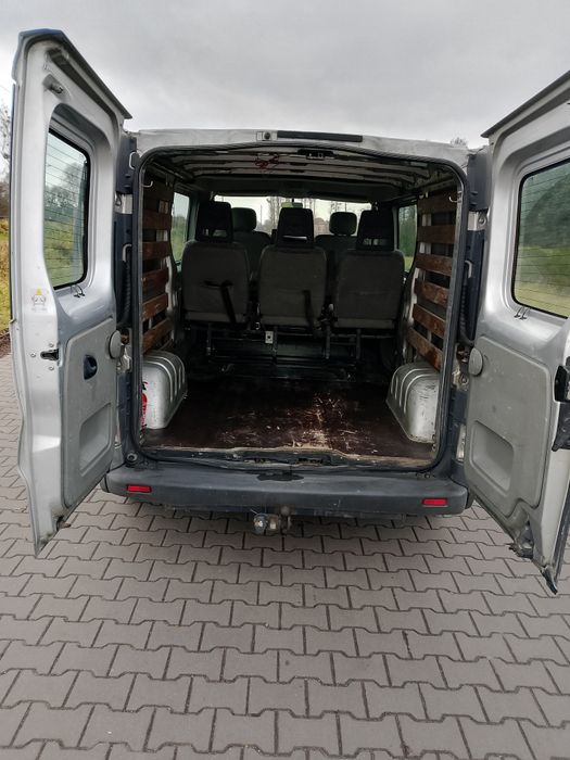 Vivaro 1.9 dti 2003 r.