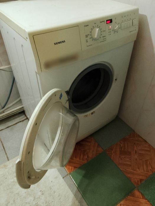 Стіральна машинка Siemens