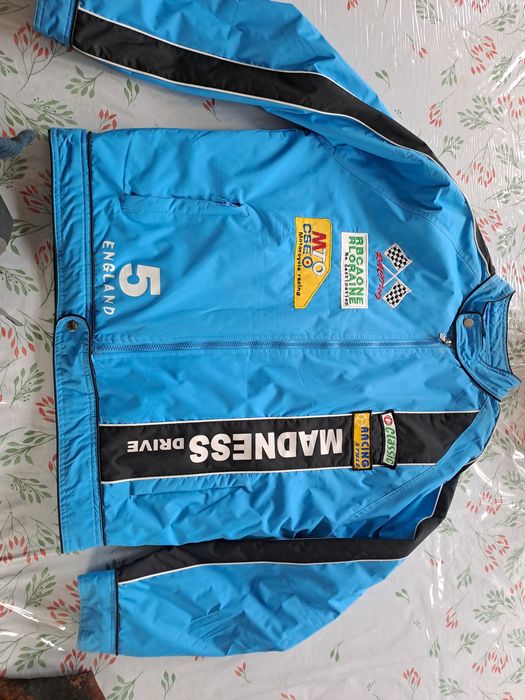 Chaqueta  racing  XL de homem  Nova