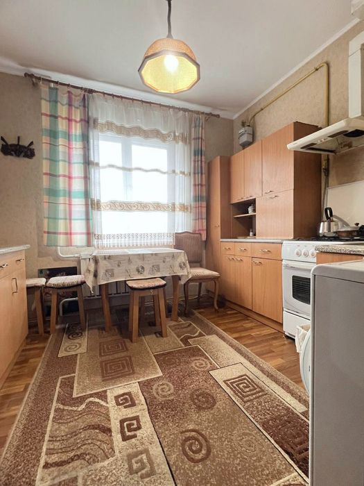 Оренда затишної двушечки в районі Чайки