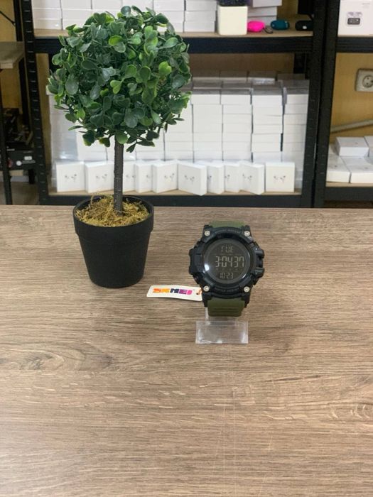 Тактичний наручний годиник (Хакі)