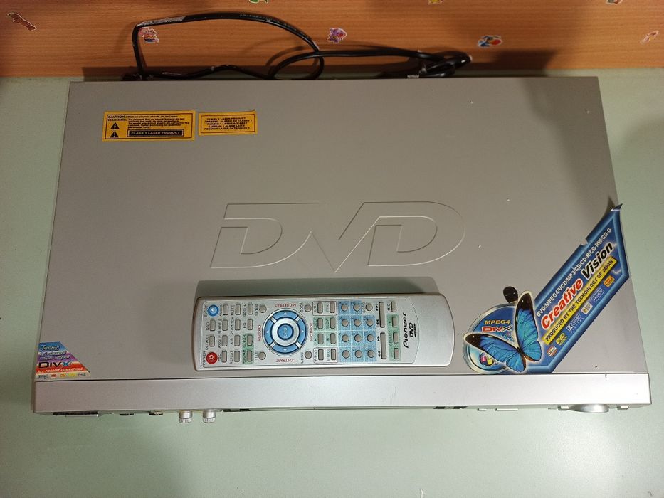 Продам б/в Pioneer Dvd player DV-5600k