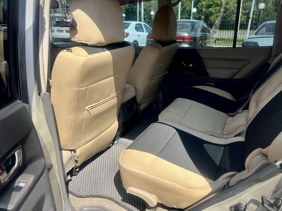 Mitsubishi Pajero Wagon