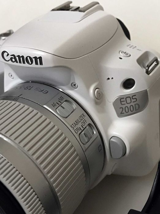 Canon EOS 200D Kit 18-55 IS STM White, Wi-Fi, Bluetooth, NFC, GPS