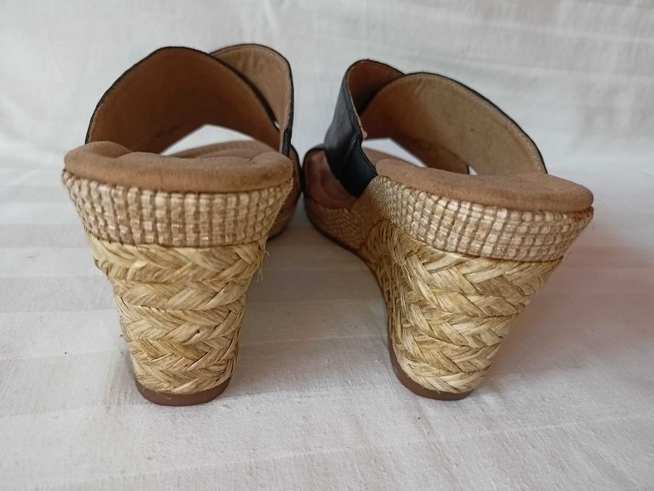 Gabor roz. 38,5 /UK 5,5G/ - dł. wkł. 24,8 cm- skóra- stan bdb