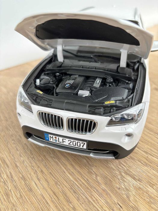 KYOSHO BMW750LiMOON silver1/18スケール kyosho 1 18 - купити антикваріат - Ціна на OLX.ua