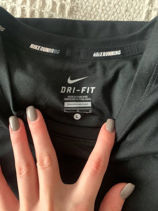 Спортивна футболка nike