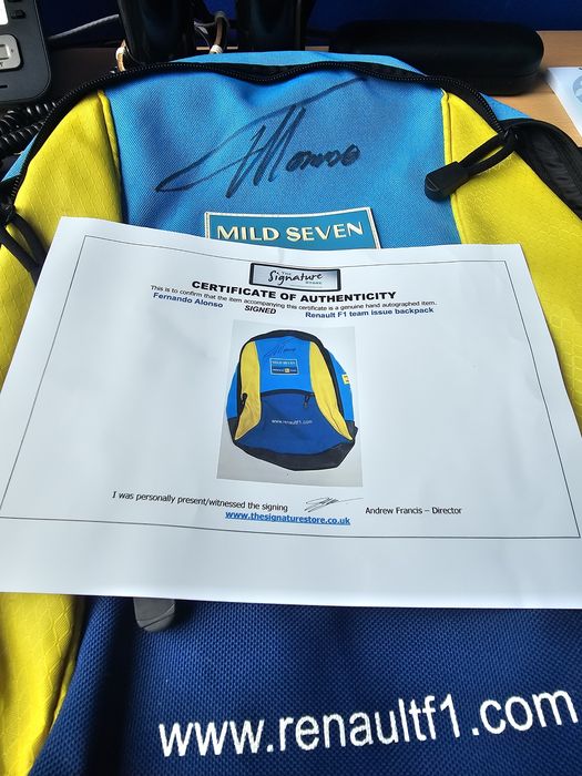 Mochila Fernando Alonso team Renault assinada a mão - Autenticado
