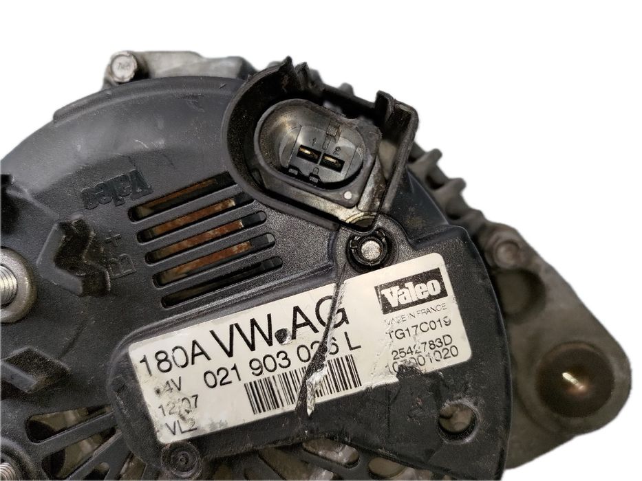 Alternador VOLKSWAGEN Golf V (1K1)