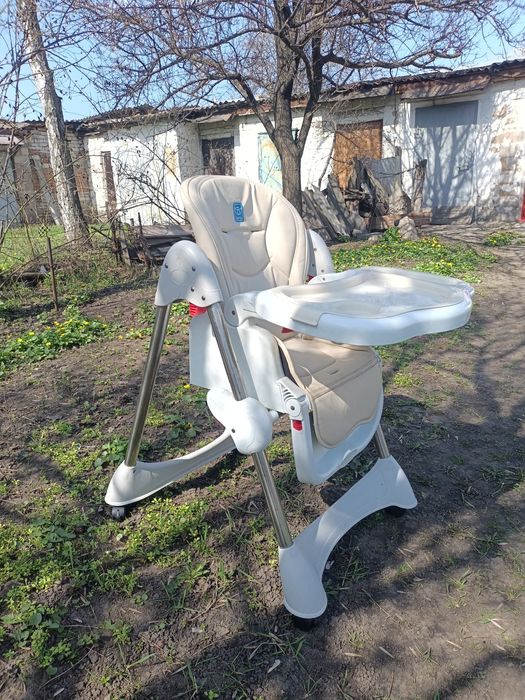 Продам столик для годування